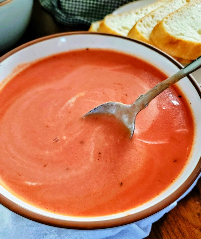 Homemade Creamy Tomato Soup: Pantry Staples for Year-Round Flavor